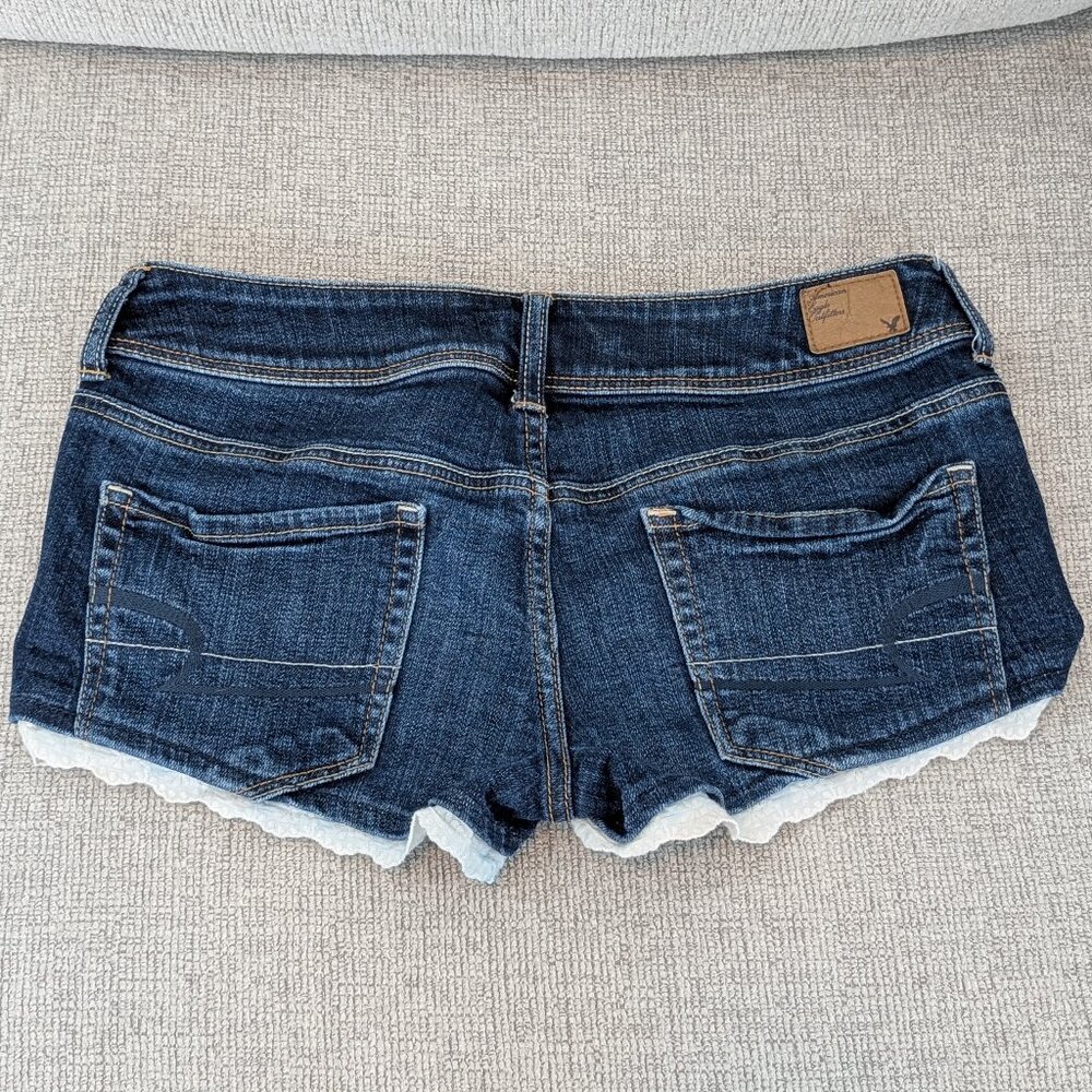 Classic Denim and Lace American Eagle Shorts - Stretch, Size 6 - Picture 2 of 4